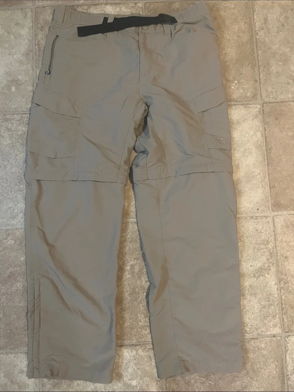 The North Face Men's Khaki Cargo Hiking Pants Light Tan Camping